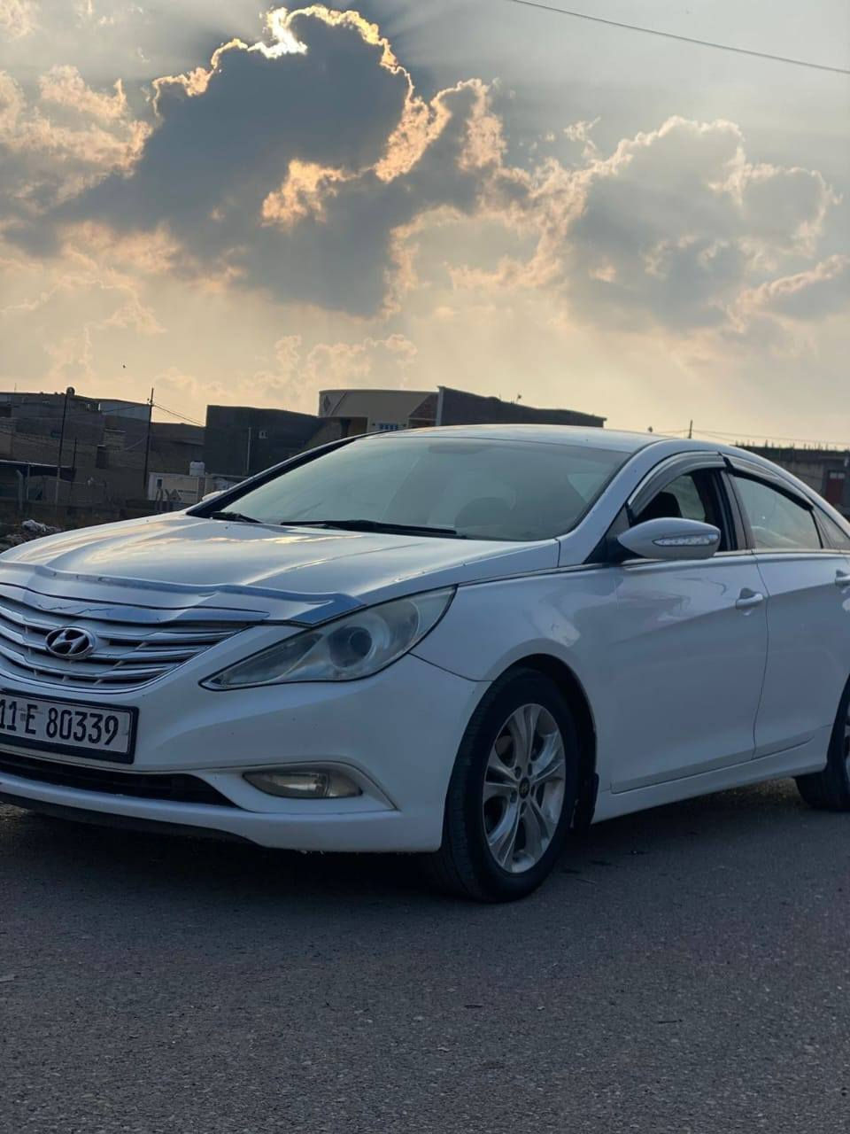 سوناتا 2013 للبيع رقم دولي هزة جديده باسمي محرك و كير خير من الله  ***********
