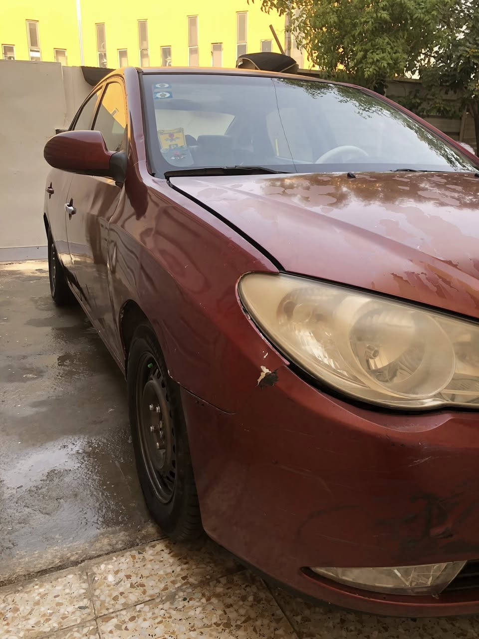 السلام عليكم الانترا ٢٠٠٩ بأسمي رقم بغداد الجديد حادثها جاملغ خلفي وبي داخل ممعمر عدل ابيع صبغ حزام السياره جاهزه على الاخير مناقصها برغي مكانها الدوره حي الصحه *********** بي واتساب
