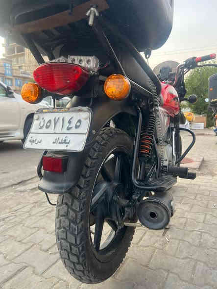 السلام عليكم دراجة بوكسر موديل 22 الدراجة مفتوحة بل شركة واي نقص مابيهة مرقمة بغداد  اسعر مليونين وبيهة مجال شي بسيط الدراجة بغداد الكاضمية ***********
