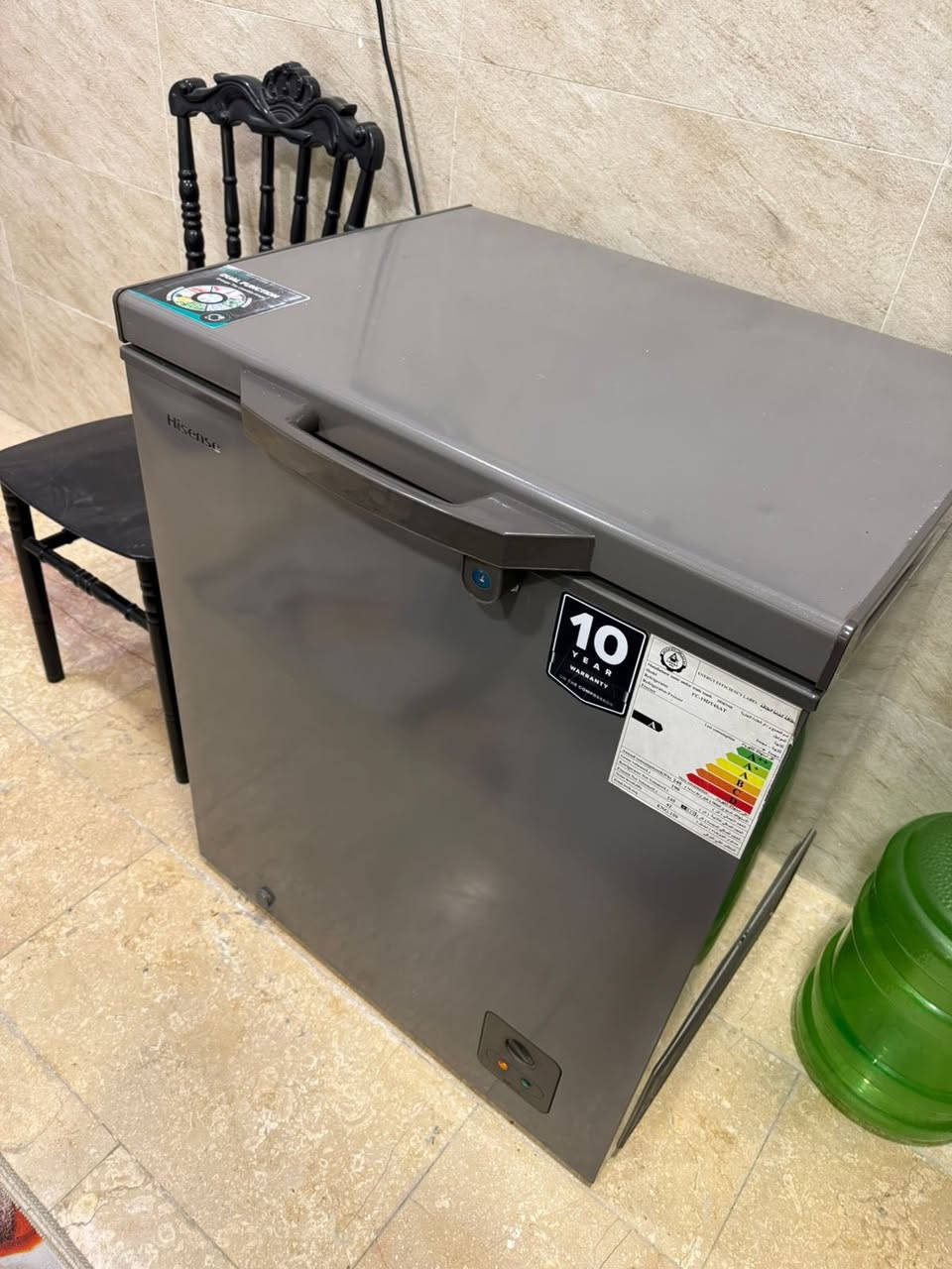 السلام عليكم
مجمده للبيع لون رصاصي  10 قدم 
نضيفه أستعمال قليل  
المكان : بغداد الشعب 
رقم الهاتف:*********** 
السعر 200 ألف  بيه مجال قليل
