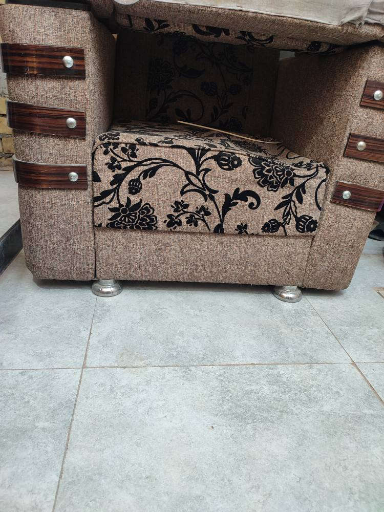 طخم للبيع بي ضرر بسيط مثل مااواضح بصوره عمارة, ميسان


**إذا كنت صاحب هذا الإعلان وتريد حذفه لأي سبب، رجاءا أرسل رسالة إلى الدعم الفني**
