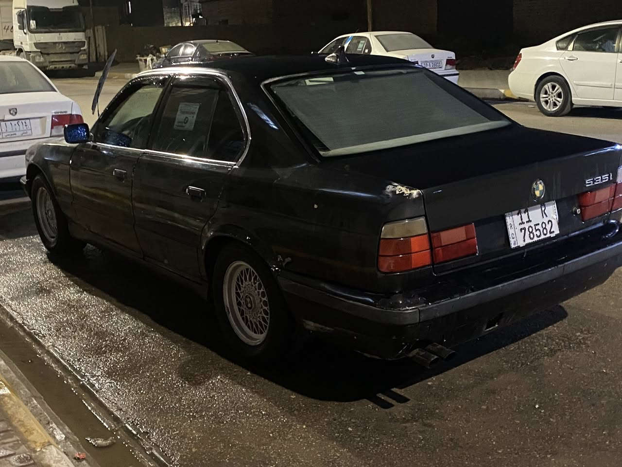 سلام عليكم بي ام 535i موديل 91 رقم بغداد للبيع بسمي سياره تحويل ثاني يوم اصل وفصل لايت سوار كهربائياته شغاله باتري جديد تخم تاير جديد قبل شهر شادهن سعرهه ب48 ورقه وبيه مجال*********** اتصال او واتساب
