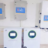 عينكاوه أربيل • عمارة مع مصعد • بطاريات 30 كيلواط