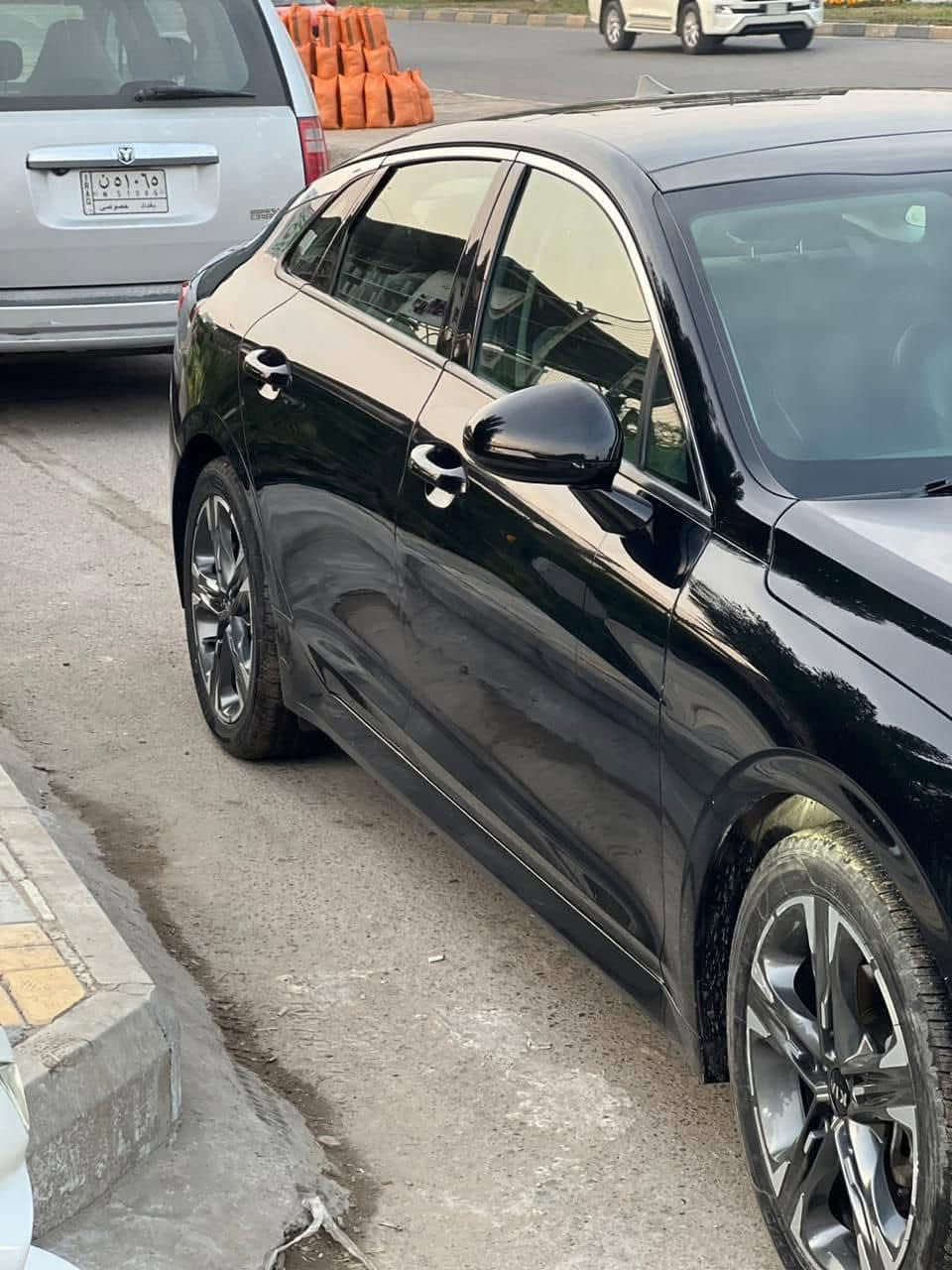 ١٤٥ مجال بسيط
K5 2021 Ex full 1/1 
اعلى مواصفات Ex
بانوراما 
شاشه كبيره (كار بلي ..اندرويد اوتو)
داخل صاج فقط يجي بل ex
شحن لاسلكي 
هاند بريك بصمه 
اوتو هولد 
حساس امامي
حساس خلفي
كاميره امامي خلفي جانبي 
كشن جلد 
كشن حار بارد
رادار (امامي ... خلفي... جانبي)
قياده شبه ذاتيه
درايف مود (4وضعيات قيادة)
صندوق ذكي 
دخول ذكي وعلامه ترحيب بلشاشات 
لايت وبك لايت وكشافات بلادي Led اربع عدسات 
وبعد هواي مواصفات 
مناقصها برغي من دعاميه للدعاميه بشرط 
مرقمه اربيل ومكانها بغداد  
بيها قطعة وحده صبغ  
بدون دواخل  
ايرباك سليمة كلهه شرط الفحص 

سعره ١٤٥ مجال بسيط

‪ ***********‬
