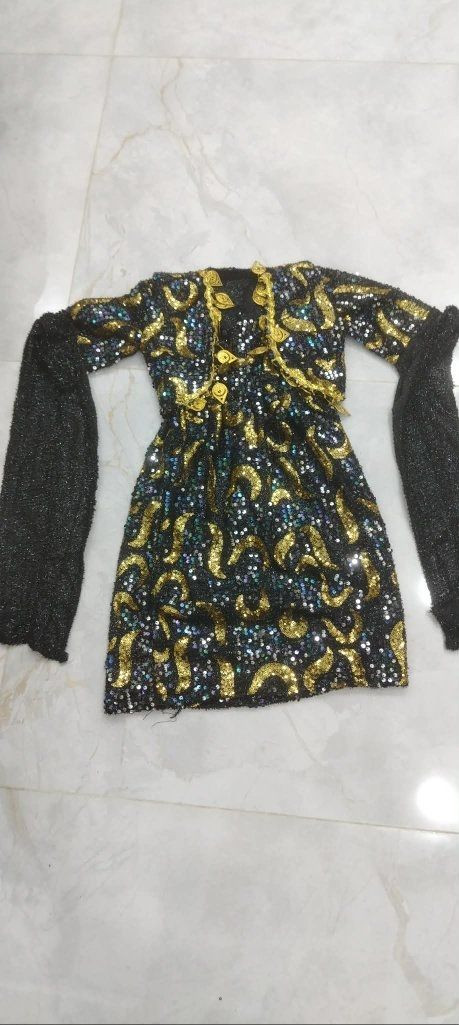 السلام عليكم للبيع متوفر توصيل 
الاسعار مناسبه


**إذا كنت صاحب هذا الإعلان وتريد حذفه لأي سبب، رجاءا أرسل رسالة إلى الدعم الفني**