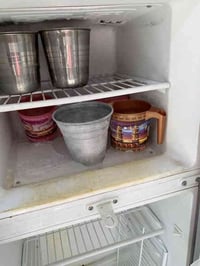 ثلاجه 13قدم جديده ونضيفه 07801314224