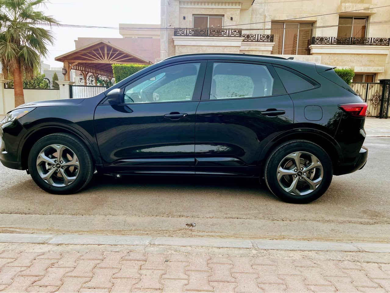 2023 ST Lien Ford Escape   

دەبل ئەكسل
‏‎
كوشن و سوكان هيته ر 
صنوق شفت تبريد مركزى
شاشه گيج الكترونى صمه 
شه غال لايت ليد رادارو حاسه و كاميره 
اوتو هولد و اتوستوب ستارت و بريك به صمه
ته نها 13هەزار میل ڕۆیشتوە
‏‎‏‎بصمة ابواب 
‏‎‏‎بصمة تشغيل
‏‎تشغيل عن بعد
‏‎‏‎شاشة دشبول ديجيتال
‏‎‏‎كاميرة
 ئیرباگ بەس سوکان
‏‎هاند بريك بصمة
‏‎اوتو هولد : 𝐀𝐔𝐓𝐎 𝐇𝐎𝐋𝐃              
‏‎اوتو ستارات : 𝐀𝐔𝐓𝐎 𝐒𝐓𝐀𝐑𝐓
‏‎اوتو ستوب :  𝐀𝐔𝐓𝐎 𝐒𝐓𝐎𝐏
‏‎رادار امامي (تحديد مسار)
‏‎‏‎رادار جانبي (نقاط عمياء)
‏‎‏‎رادار خلفي (التحذير من الاصطدام)
‏‎‏‎حساسات خلفى
3 پستۆنی تۆربۆی مەكینە15
‏‎نظام : 𝐄𝐂𝐎
‏‎نظام : 𝐍𝐎𝐑𝐌𝐀𝐋
‏‎نظام : 𝐒𝐏𝐎𝐑𝐓
‏‎كشنات جلد
‏‎كشنات كهربايي 
‏‎كشنات هيتر
ژمارە تلفۆن *********** وتساب فایبەری لەسەرە أربيل, العراق
