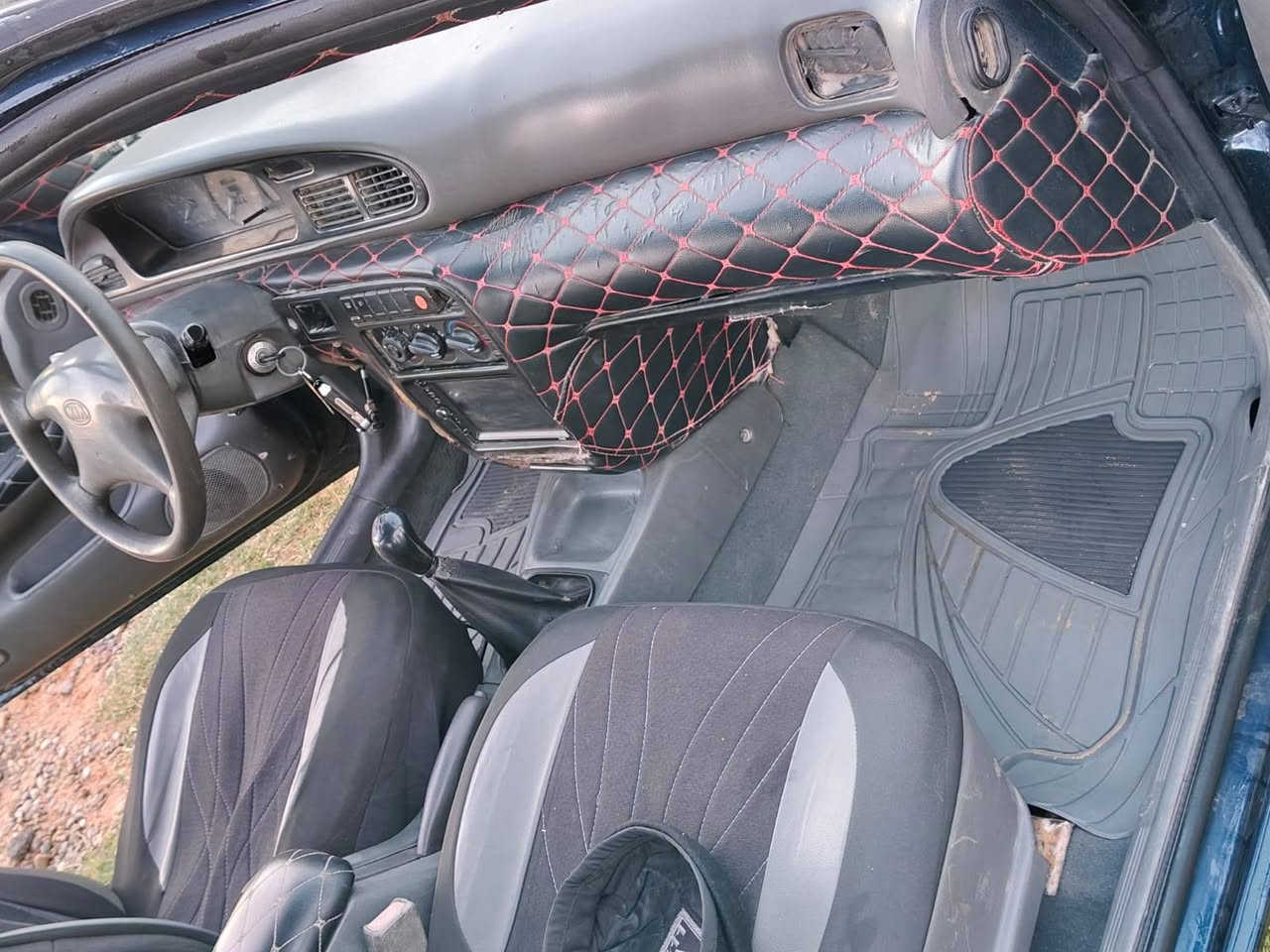 سلام عليكم للبيع سيفيا 1995 سياره جديده جاهزه من كلشي مصبوغه عام جماليه بدون ضربه محرك مفتوح كير عادي محرك كير جديده صدر امامي خلفي جديد رقم بغداد بسمي تحويل مباشر سنويه بعد بيه 4 سنوت مكان سياره بغداد ابو غريب السعر 42 لاستفسار *********** كورك *********** أثير
