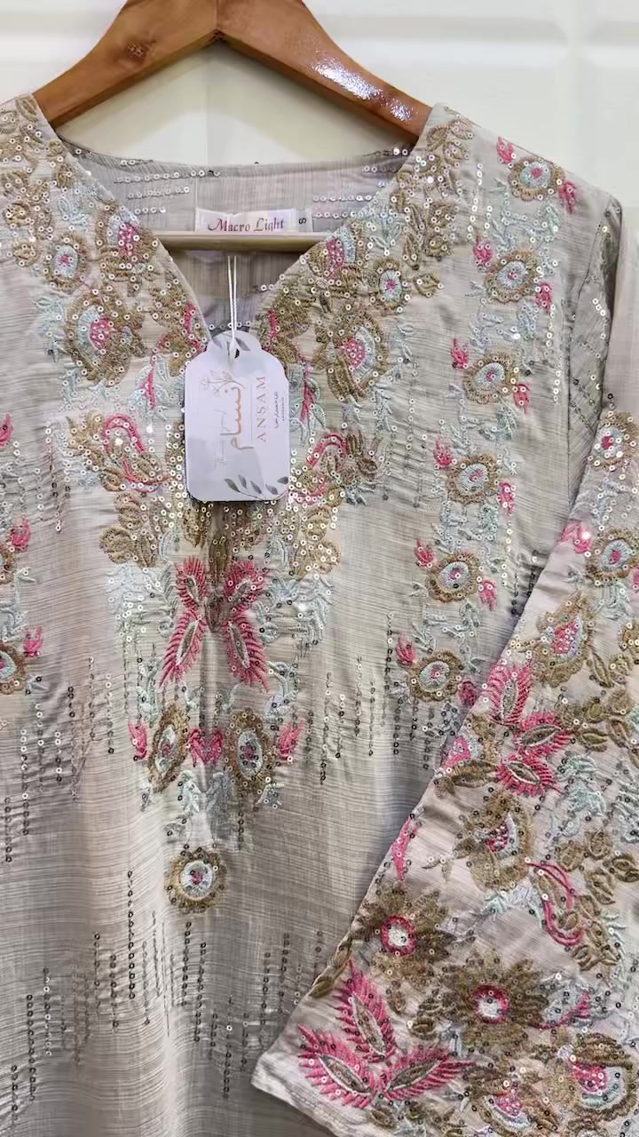 متوفرة هذه الدراعات للبيع بسعر الجملة  
سبب البيع اغلاق المشروع 

و كذلك دراعات قديفة مخمل ايطالي  قطع قليلة و التوصيل مجاني


**إذا كنت صاحب هذا الإعلان وتريد حذفه لأي سبب، رجاءا أرسل رسالة إلى الدعم الفني**