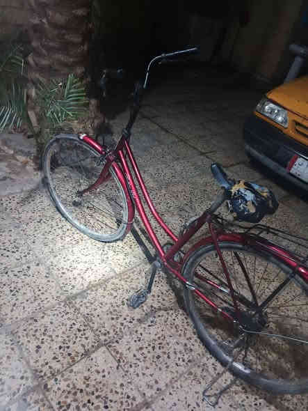 السلام عليكم بايسكل بناتي للبيع حجم 26بيسكل نضيف جدن السعر60وبي مجال التواصل خاص او ع الرقم  ***********بي  وتساب ايضن
