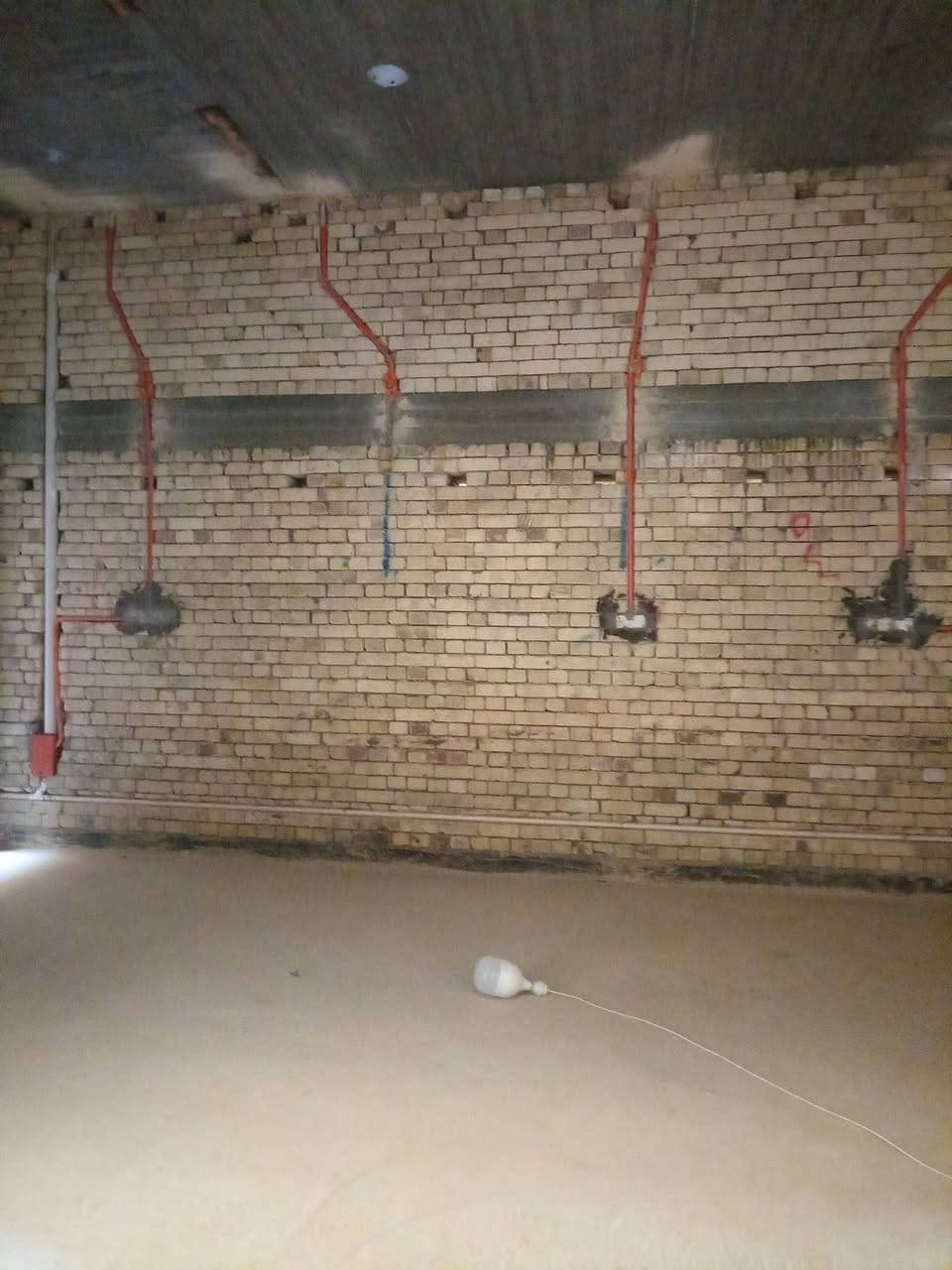 من أعمال كادر علي الحميداوي حفر تزيل بوري شد بوكس تقطير تشطيب نشر شبكه تسليك ***********
