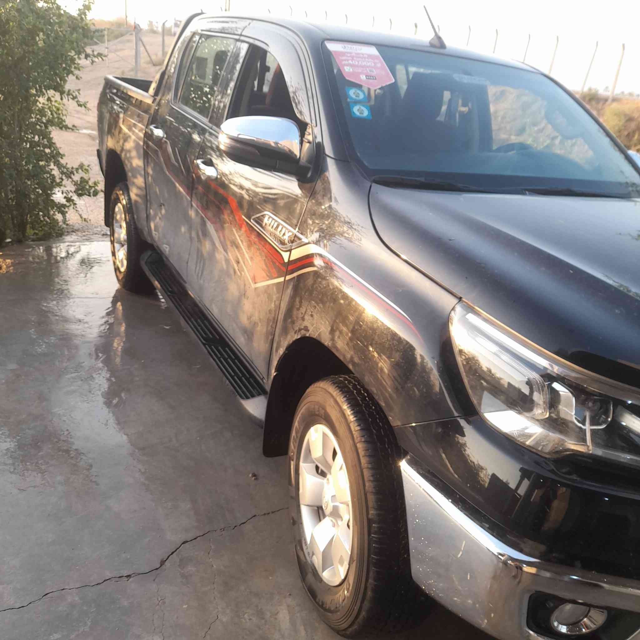 السلام عليكم للبيع بيكم هايلوكس موديل 23 ساز فول كير عادي السياره جديده ماشيه ٤٠ الف السعر 299 رقم الهاتف 70826919055


**إذا كنت صاحب هذا الإعلان وتريد حذفه لأي سبب، رجاءا أرسل رسالة إلى الدعم الفني**