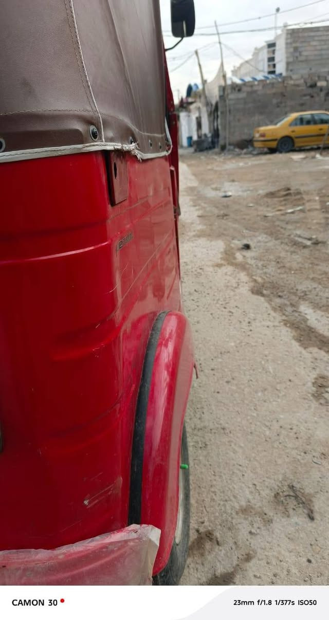 السلام عليكم تكتك 18 تكتك كامله ما ناقصها اي شي مكينه عشريين اوراق سعر 4 بيها مجال مكان بغداد بوب الشام الهاتف ***********
