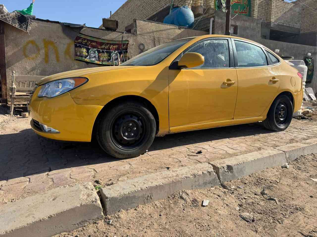 السلام عليكم الانترا2010للبيع بسمي سيارة مكينه 2000وكير بعدهن بالضمان جدد حداديه خلفيه جديده اماميه نص عمر تبريد كمريسر جديد عوزها راديتر تبريد حادثها سطحي بالغود قواعد الدبل مابيهن شي وموجوده صور الدواخل***********للاستفسار اتصل مكان السيارة بغداد السعر68
