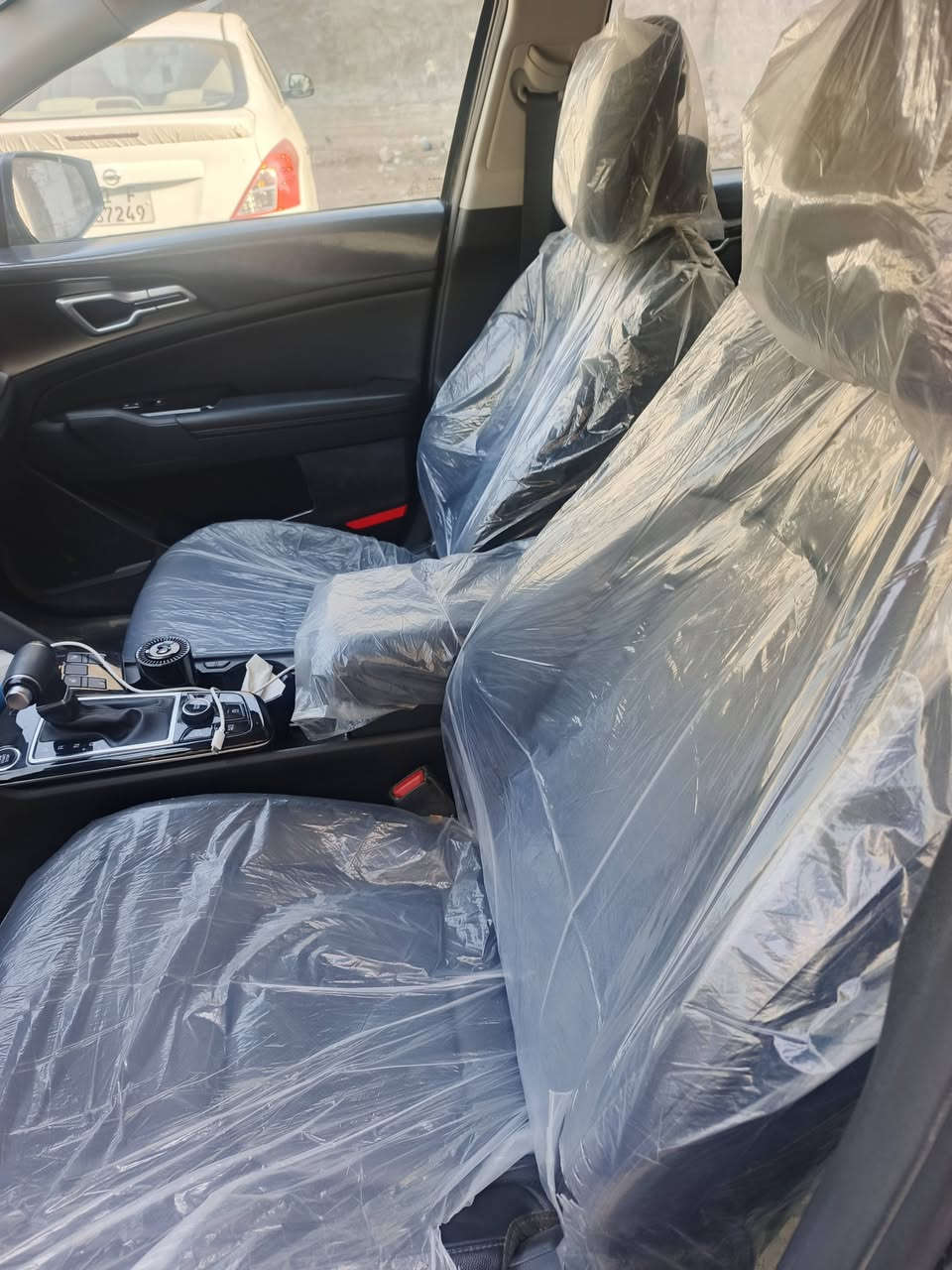 السلام عليكم
موديل ٢٣ امريكي سياره كلين ماشيه تقريبا ٢٥ الف كيلو قابل للزياده مواصفات معروفه حساسات رادارات خير من الله 

للتواصل خاص او واتساب او اتصال  ***********
