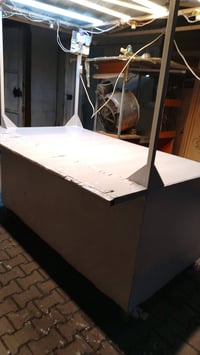 ميز استعمال موسم واحد للبيع وبعده جديد وفصال جديد اربع تايرات السعر 35...