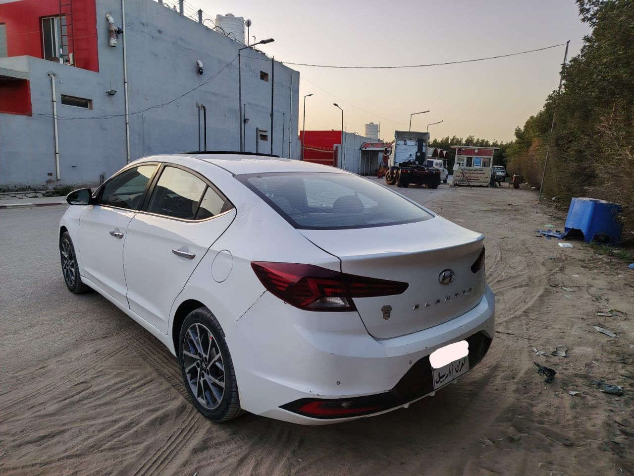 للبيع فقط النترا موديل 2020رقم أربيل وكاله تحويل كله مضمون فول مواصفات فتحه بصمه اشاير مري كشنات جلد تبريد خلفي امامي مكينه 200 تيربو بيها ضربه بجم بيها مكانات صبغ السعر 100 وبيها مجال مكاني بالنجف رقم التلفون ***********
