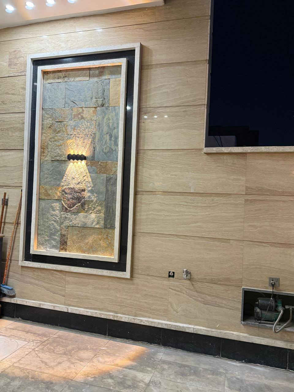 للبيع ١٢٥ متر واجهه ٥متر نزال ٢٠ متر بناء درجة أولى سنة البناء ٢٠٢١ 
السيدية خلف مدرسة الهدى مربع المعلمين قريب على شارع المركز السعر ٤٦٠ مليون 
للإستفسار احمد ***********
