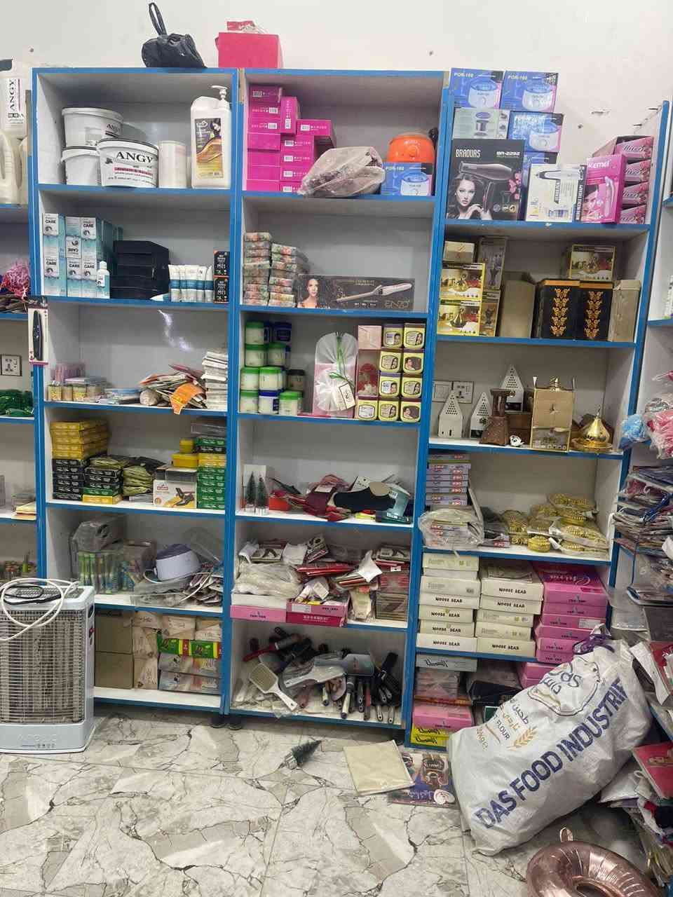 مساء الخير
رفوف للبيع ب 150 وبيهن مجال
@إشارة


**إذا كنت صاحب هذا الإعلان وتريد حذفه لأي سبب، رجاءا أرسل رسالة إلى الدعم الفني**