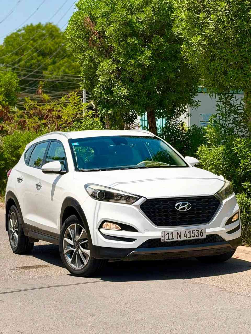 توسان 2018 خليجي سعرها 124وبيه مجال رقم بغداد دولي تحويل مباشر مكينه 2000 دوش تبريد ثلج صدر امامي خلفي جديد تخم تاير جديد سياره جاهزه كل نقص مابيه مواصفات سياره شاشه لمس كامره دوراه فول تحكمات ستيرن كشنات حضن + اشاير مري مود درايف نضام ايكو بعد بيه هواي مواصفات بيها مكانات صبغ ابيع صبغ عام  مكاني بغداد ***********اجاوب فقط اتصال بدون خاص
