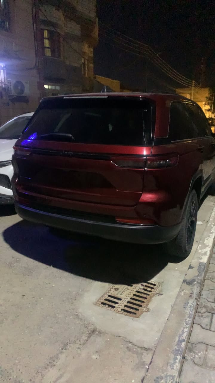 2024
الفئة : لاريدو بلاك توب
المواصفات : تشغيل عن بعد
تدفئة ستيرن ومقاعد
5 راكب 
نقطة العمياء
تحديد المسار
المقاعد جلد 
صندوق كهربائي
شاحن لاسلكي
ابل كار بل
كاميرا خلفية
حساسات خلفية
دخول بدون مفتاح
4x2
مصابيح زينون
 
السياره تقرير غرق مصلح كامل
ماشية 32000km
الموقع : البصرة

السيارة مرقمة بصرة

السعر : 35000$ وبيها مجال


**إذا كنت صاحب هذا الإعلان وتريد حذفه لأي سبب، رجاءا أرسل رسالة إلى الدعم الفني**