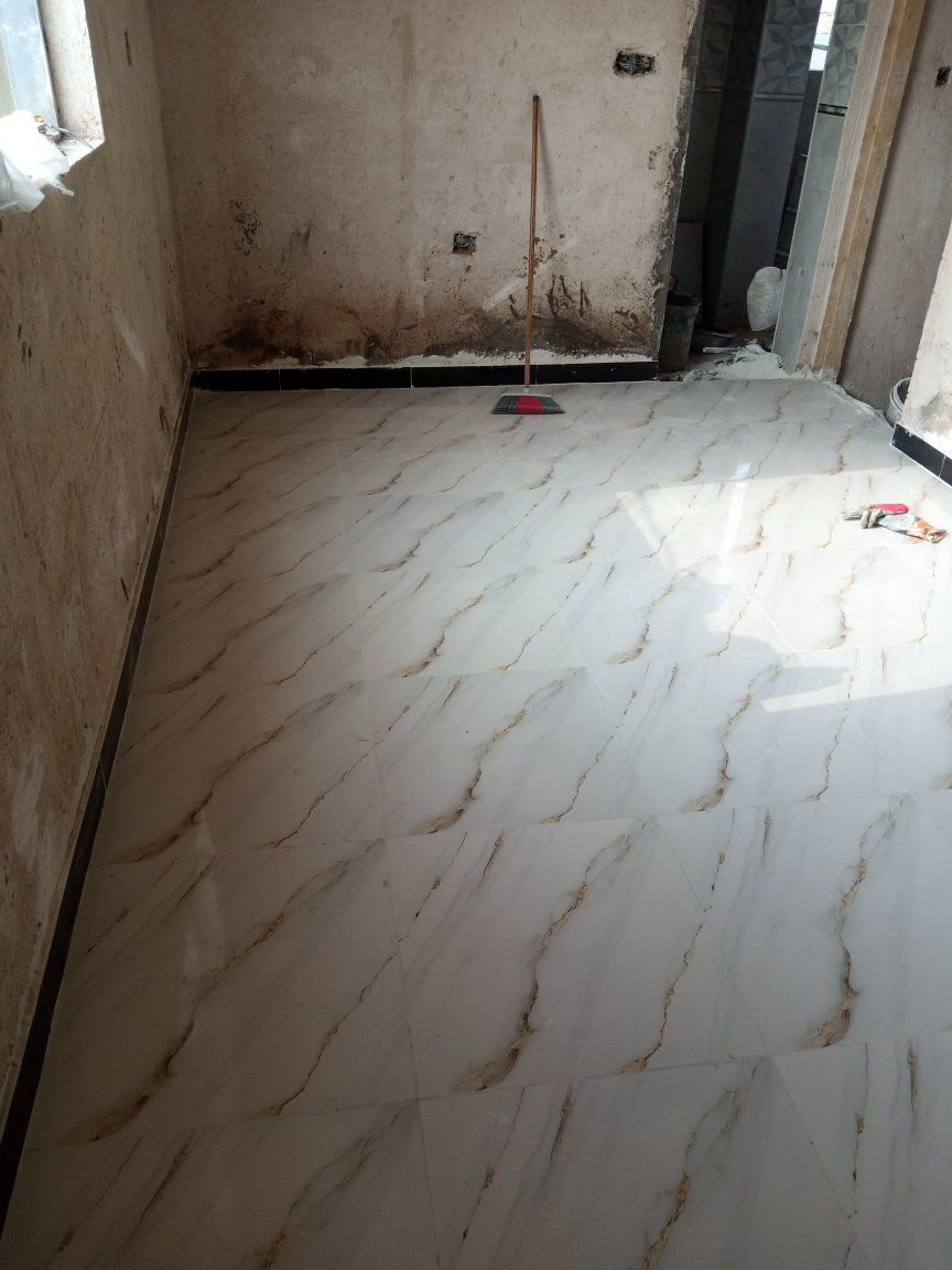 اللهم صلي على محمد وال محمد 
هذه عملنه في النجف الاشرف بورسلين ارضي سراميك جدران *********** هذه رقمي بيه واتساب خدام الطيبين
