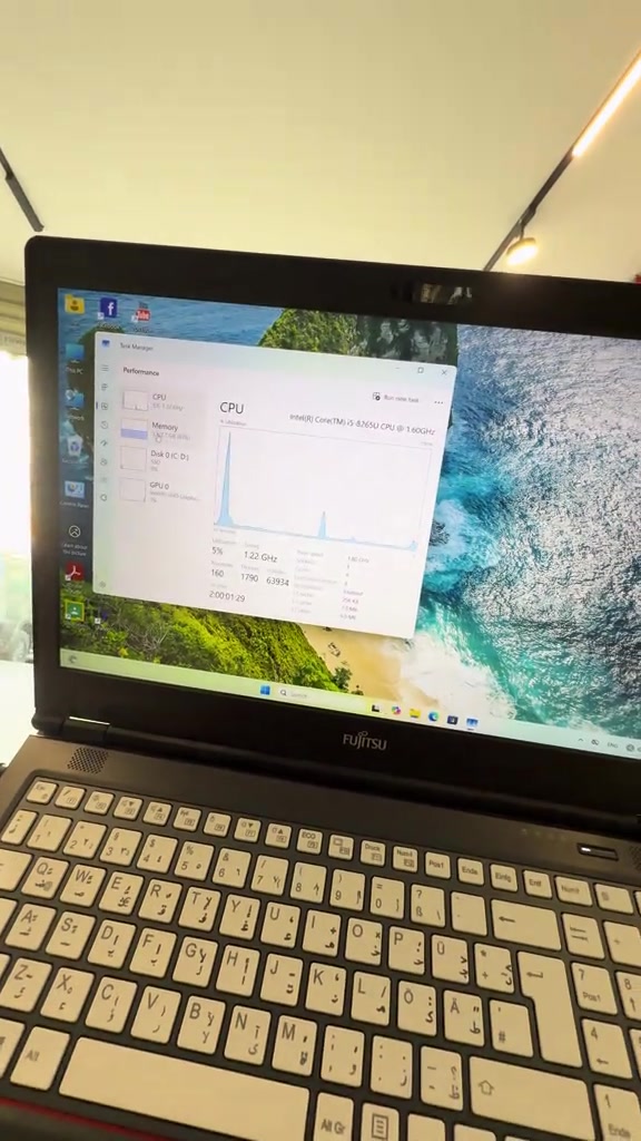 � عرض لمدة أسبوع فقط! ⏳ Fujitsu 💼 ✅ كور آي 5 – الجيل الثامن ✅ رام 8GB ✅ SSD 256GB ✅ شاشة 15.6” Full HD ✅ كيبورد عربي / إنكليزي إذا تدور على لابتوب عملي، سريع، وسعره منافس، فهذا هو الخيار المناسب إلك. 🚀 لا تضيع الفرصة… العرض مستمر لمدة أسبوع فقط وبكمية محدودة! 📍 بغداد – شارع الصناعة – بناية المسار مول 📞 *********** – فادي #لابتوبات #Fujitsu #عرض_خاص #بغداد #شارع_الصناعه
