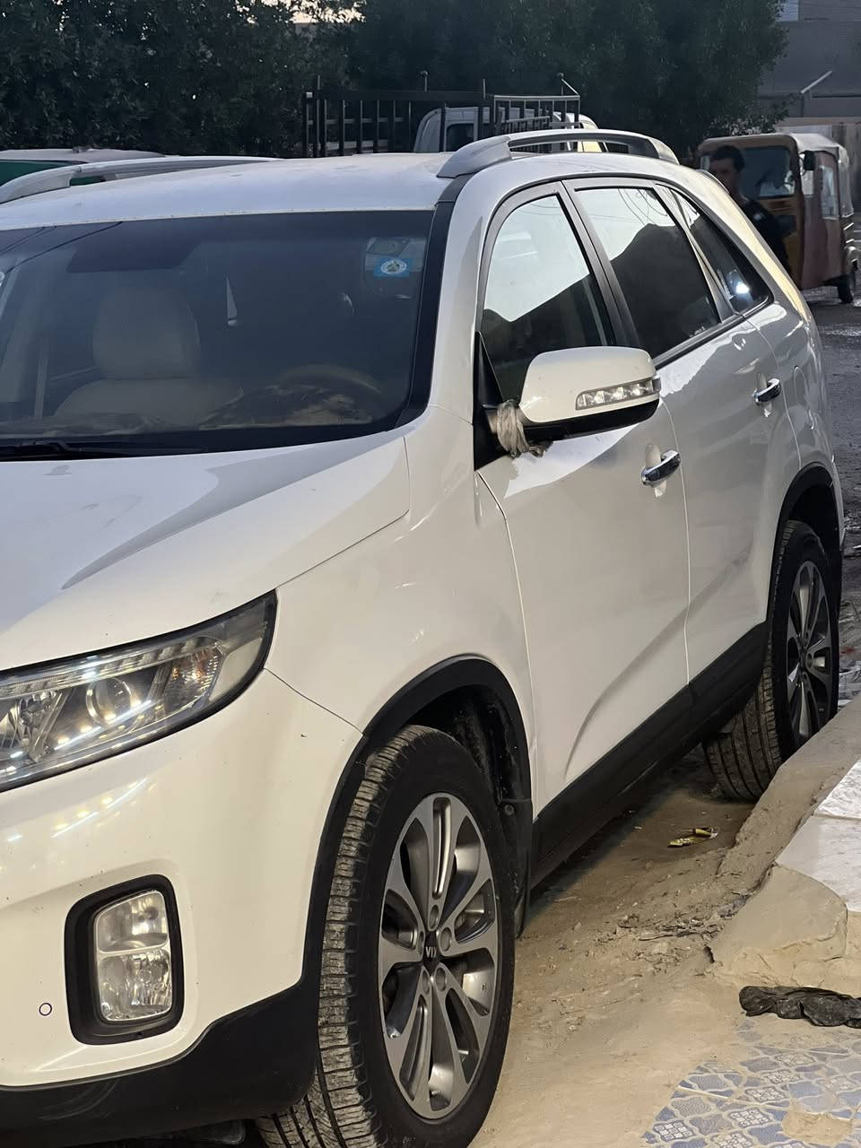 السلام عليكم  مكينه 6  كل المواصفات موجوده  بدون فتحه فقط بارد بسيط جداا بسمي للبيع او للمراوس  ابسورنتو  20 العنوان حله *********** /***********
