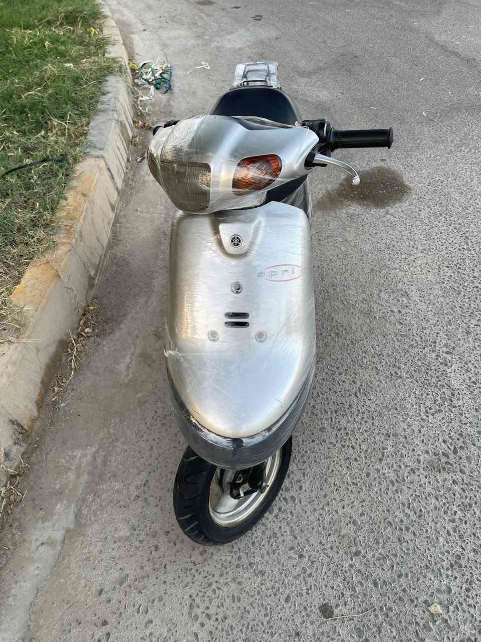 السلام عليكم للبيع دراجه بطة مديل 2003 والدراجه بل حقيقة احلى من الصور جاهزه من كلشي نكرة سلف هندر مابيها برغي نقص كهربائيات كلها شغاله اشاير هورن لايت عالي ناصي الدراجه كلها بلادية محرك مامفتوح مكاني كربلاء
 للاستفسار ***********
