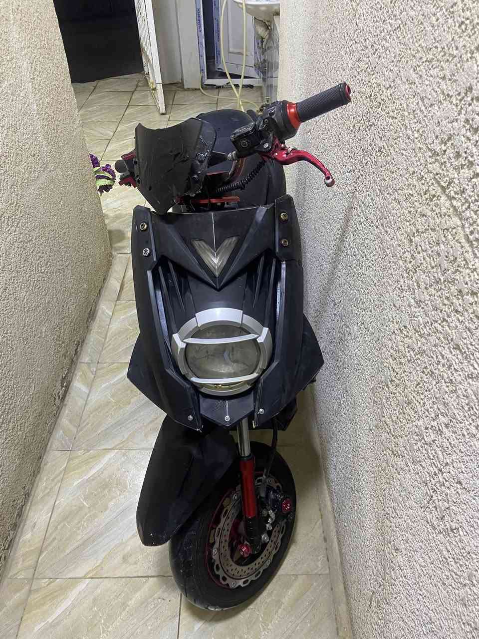 سلام عليك دراجة جبلي ملف١٢٠٠دراجة قوية وسريعة سرعة78سعر425بيها مجال حك جية عنوان شهداء بياع رقم***********
