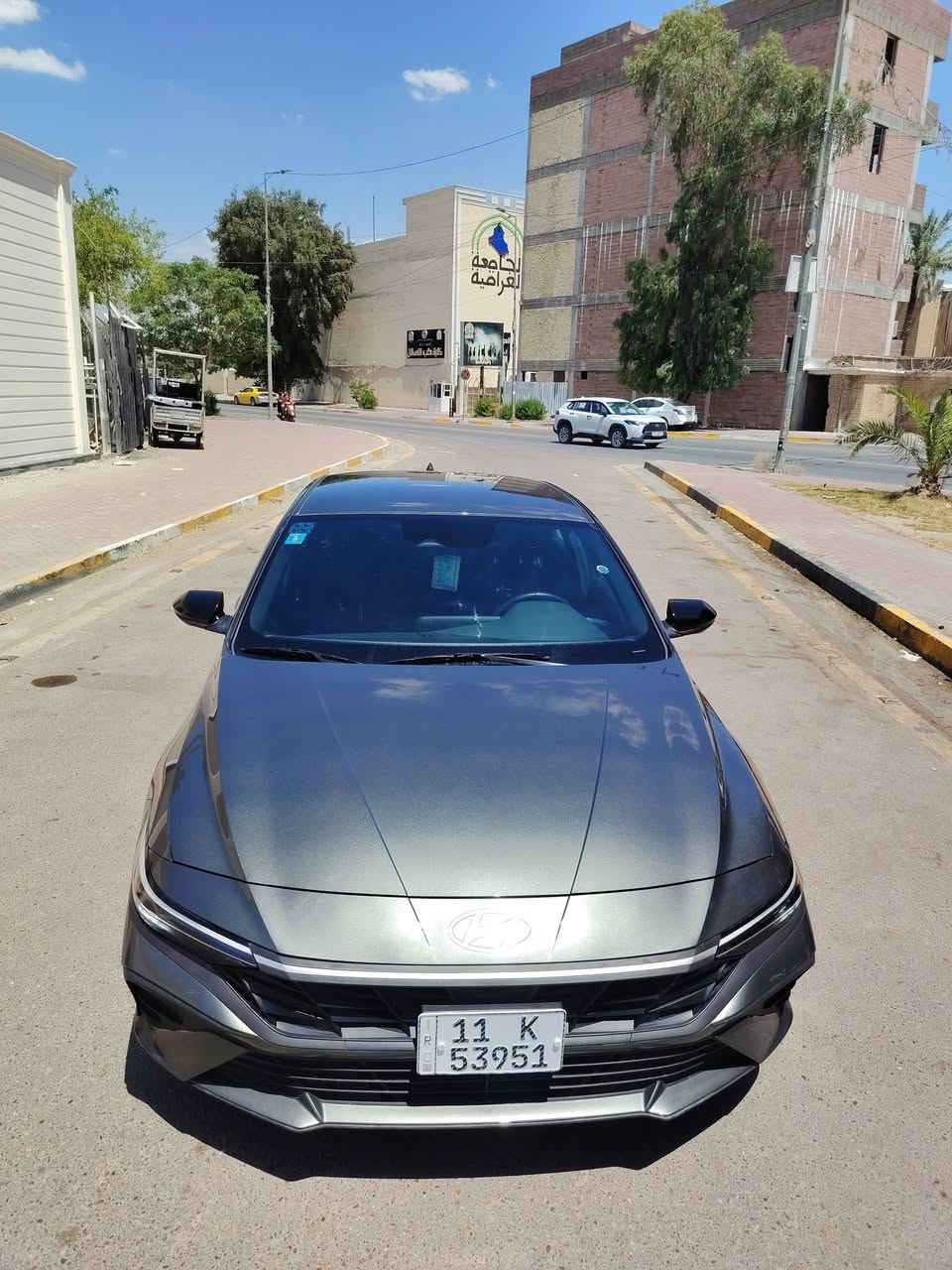 السلام عليكم ورحمة الله وبركاته النترا دخول جديد مرقم بغداد هايبرد بلو  2025 ماشيه 13 مشي امريكا فقط سياره بدون صبغ بدون تبديل حادثه موضح بل صور فقط دعاميه خلفيه مبدله  ومكان ينطبك عليه صندوق الي هو ليه الخلفيه بيها بارد وقبغ جنطه بي أصبع بارد سيارة نص نص  فول تشغيل عن بعد  بصمه صندوق ترحيب رادارات حساسات شاشه متصله دجتل مطعمه بسوادات مو عاديه سيارة وهاويه موصفات بعد سعر سيارة 175$ ورقة مكاني في الأعظمية رقمي اتصال وتساب *********** وأعتذر عن اطاله
