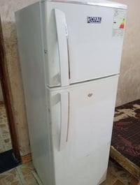 ثلاجه • للبيع