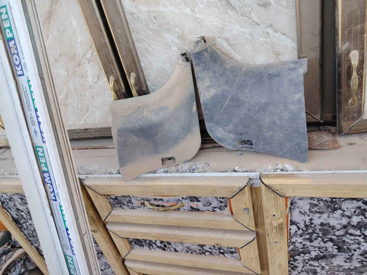 سلام عليكم متوفر بطاين ام كي زوج امامي فقط سعرهن 60 وبيهن مجال ومتوفر كنترول تصعيد وتنزيل للجام جهة السايق موديل 11 وموديل 13 اثنينهن متوفرات سعر الواحد 25 وبي مجال ودكم للجام الخلفي والامامي ومتوفر جامه مال باب الامامي جهة العبري سعر 10 وعندي فنديشن مال كير جديد سعره 40 وعندي مراوح شرط الشغل سعرهن 25 وعندي راديتر جديد سعره 40 وعندي جكمجه مال ام كي مكان بابل شارع 60 خلف اعدادية ابن السكيت ***********
