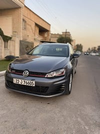 كولف موديل 2017 لون فيلي  GTi  فول مواصفات اعلى فئة ماشيه 125 الف كيلو...