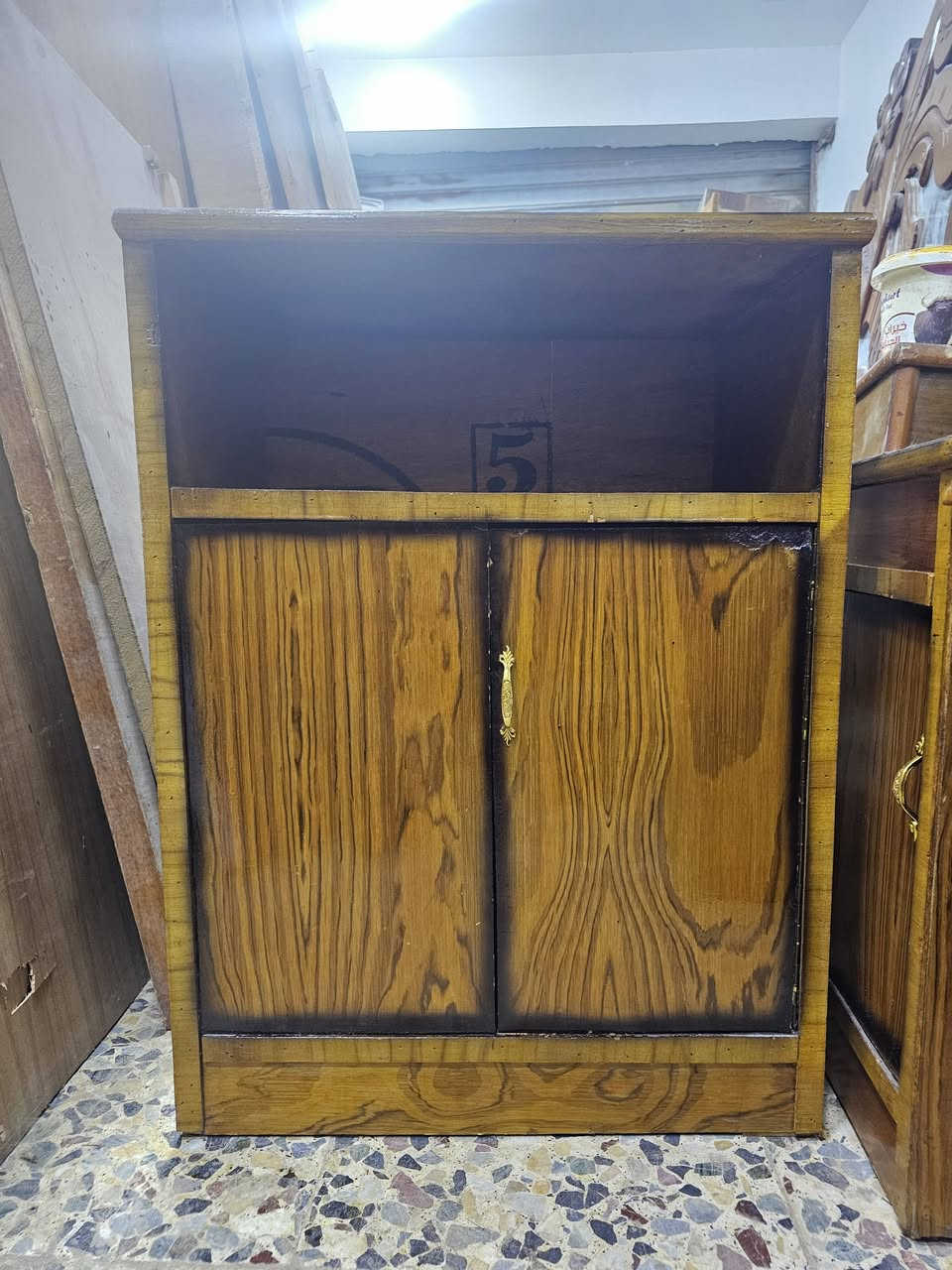 غرفة عراقية صاج ام سته نظيف ومابي اي ضرر سعرة 580 
مكاني شعب شارع صحه ديوان واكو توصيل داخل بغداد لاتصال واتساب فقط ***********
