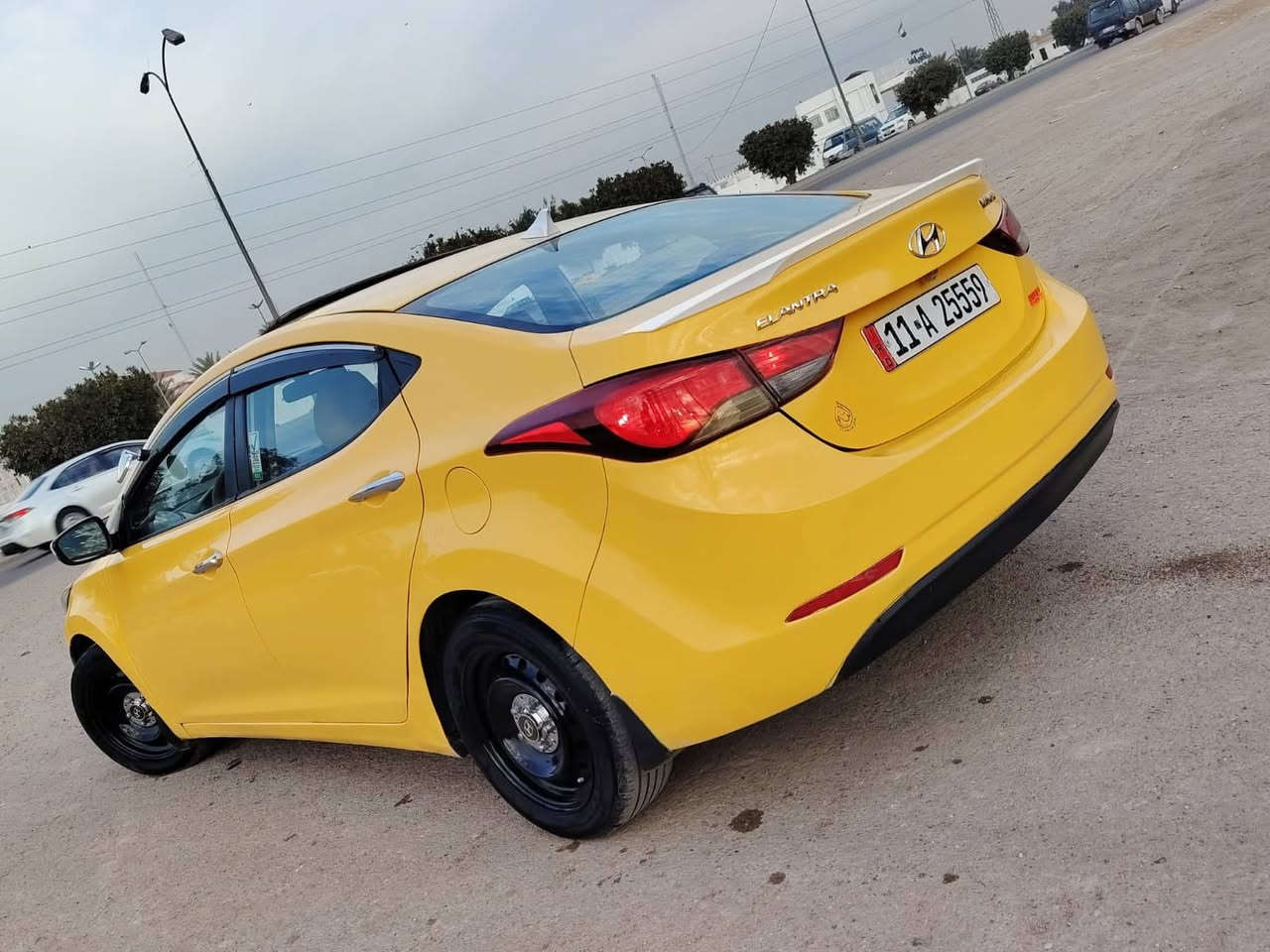 السلام عليكم ورحمة الله وبركاته اخوان الانتره المتدد موديل 15 السياره كفاله عامه بيهه سونار السبير منازل ابسمي السنويه 28 تحويل ثاني يوم السياره خير من الله مال جناي السعر 100 وبيهه مجال بصيط الرقم الهاتف *********** واني ابخدمت الطبين
