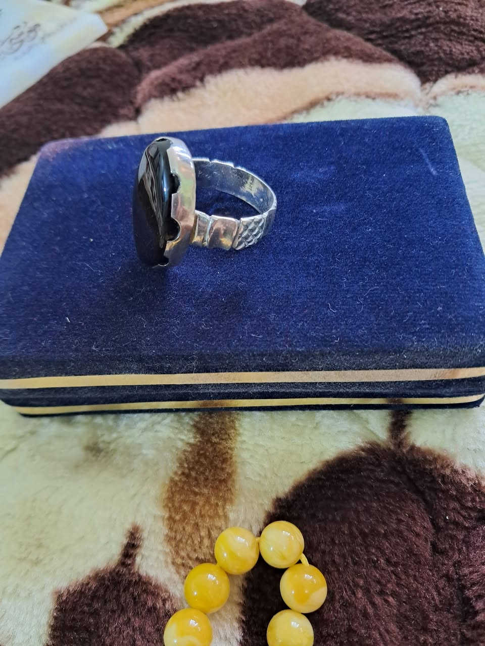 تحفه من العقيق الطبيعي شفه ...فضه عراقيه صياغة المبدع علي عنوز


**إذا كنت صاحب هذا الإعلان وتريد حذفه لأي سبب، رجاءا أرسل رسالة إلى الدعم الفني**