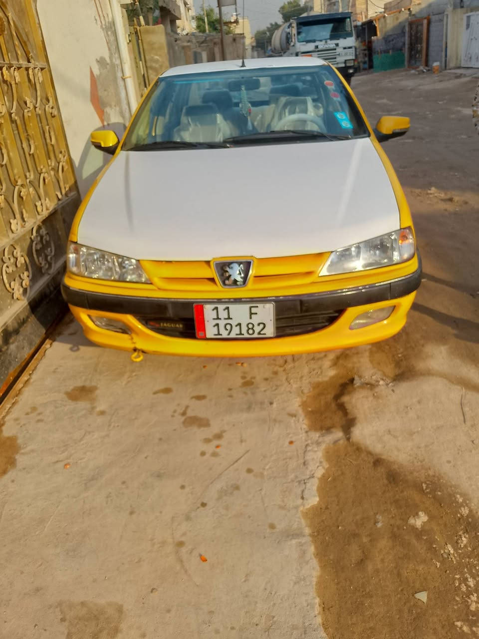 سلام عليكم ورحمه الله وبركاته عندي بيجو بارص لبيع موديل 16 نضيف تحويل بكيفك راعيهه  موجود سياره بيهه تكمه مال سايق مكاني كربلاء المقدسة رقمي ***********
