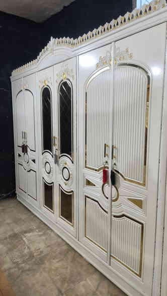 غرفة ٦باب ملحق تزكام شغل عراقي موديل تركي صبغ حراري زاوية كنتورية بارتفاع الكنتور غرفة تحفة اي ضرر مابيها نضافتها 95/100 كنتور ٦قواطع مكان بغداد فلكة حي النصر سعر مليون و٤٠٠ يوجد توصيل ***********
