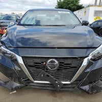 نيسان سنترا موديل 2023 معوقين  مواصفات S بصمه  شاشه  كاميره  رادار اما...