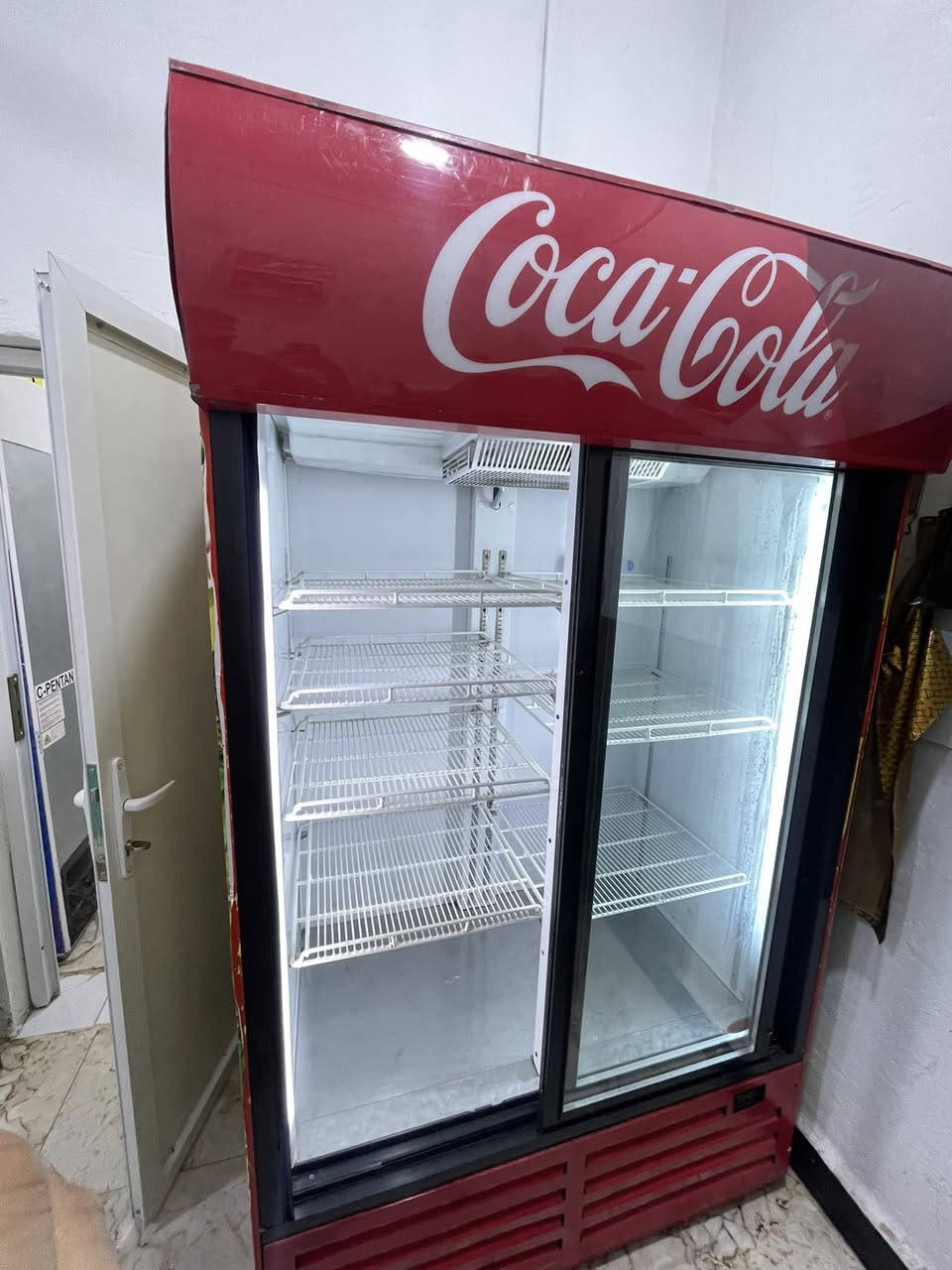 عارضة كولا بابين نضيفه تبريد قوي فول مكاني بالبصرة


**إذا كنت صاحب هذا الإعلان وتريد حذفه لأي سبب، رجاءا أرسل رسالة إلى الدعم الفني**