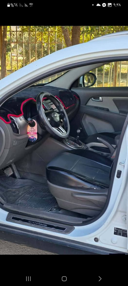 السلام عليكم اسبورتج م١٤ سليمانيه الرقم الجديد سنويه لغاية٢٨ سياره حلوه وكاعده بيه ضربه خفيفه بالجنطه امعدله نفسه بيعاومراوس تلفون *********** او***********
