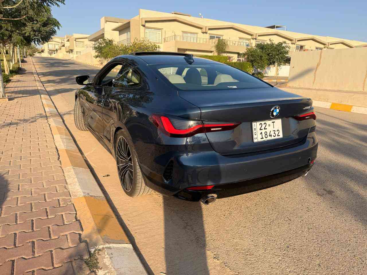 � للبيع BMW 430i موديل 2023 🔥
🔹 اللون الخارجي: أزرق
🔹 الداخل: أبيض
🔹 السيارة بدون صبغ نهائياً
🔹 حالة ممتازة جداً
🔹 مواصفات عالية

📍 المكان: كركوك

💰 السعر: 345
✳️ بي مجال بسيط للجادين

📞 رقم الهاتف: ***********
