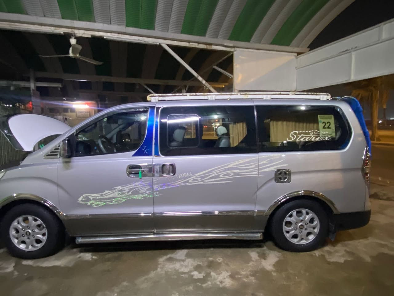 السلام عليكم ستاركس موديل 2008مسكر ارقام انكليزي جدد سنويه جديده السياره برغي معايزه حته مكفوله من الصبغ مكينه وكير وحداديه جدد للأستفسار ***********مكاني النجف الاشرف
