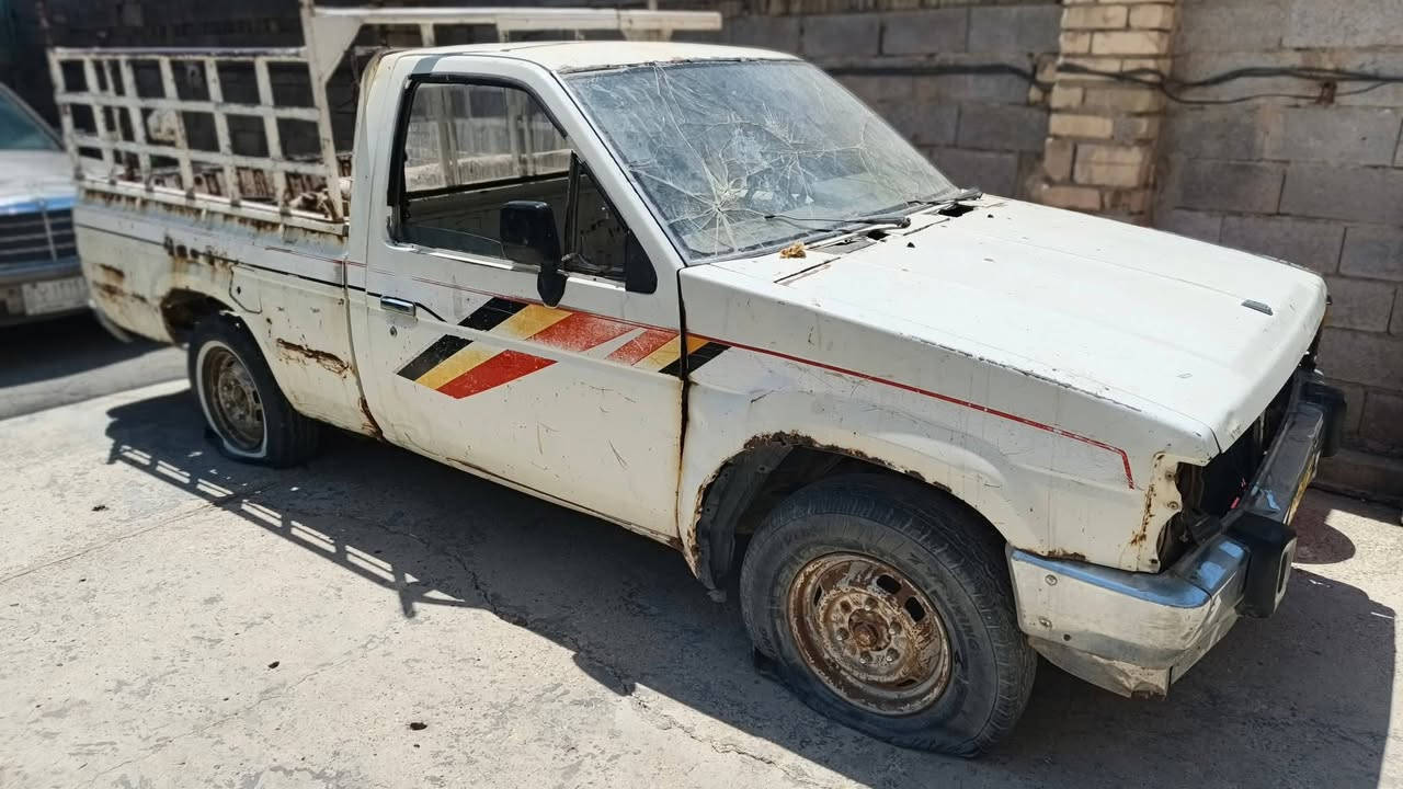 اسلام عليكم
بيكم نيسان موديل 88 رقم صلاح الدين بسمي شرط التحويل 
السياره متروكة 

الاستفسار الاتصال ***********
مكان بغداد حي النصر
