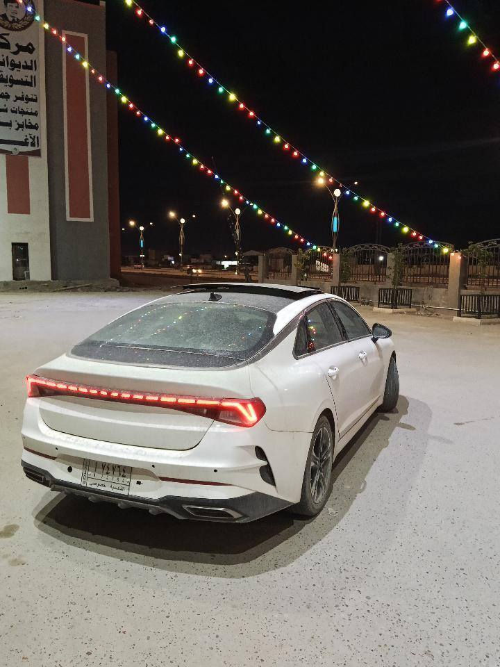 من رخصة الادمن المحترم♥️
السلام عليكم 
K5
فول مواصفات gt
فتحه بانوراما
كشنات جلد
كل المواصفات بيها
السعر ١٧٥ وبيها مجال 
معوقين قادسيه بسمي السياره
***********
مكاني ديوانيه
