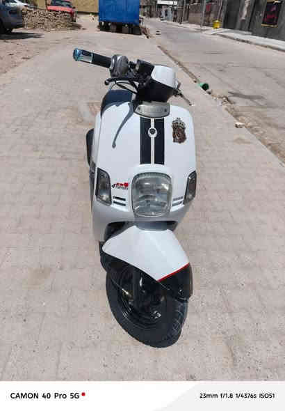 دراجه بوليس لبيع مفتوحه بس ولفات تجي تفحص دراجه ختم واحد من طول لطول مكفوله كهربابات كله شغاله سعره 675بيه مجال لطيبين رقم *********** مكلف ب نشر
