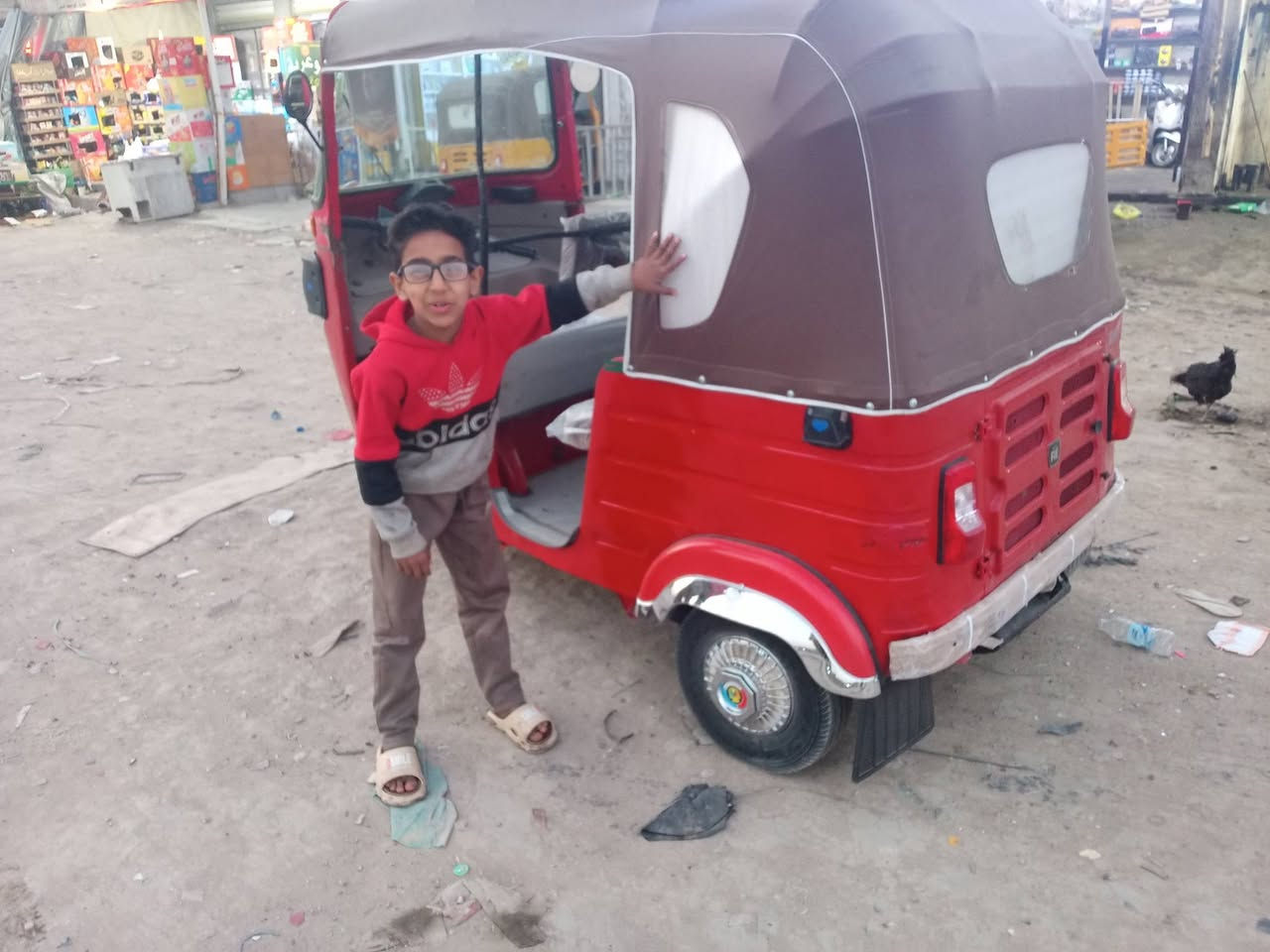 سلام عليكم تكتك اللبيع موديل 18 تكتك خير من الله جاهزة الشارع تكتك مال جناي الشراي يخابر رقم ***********
