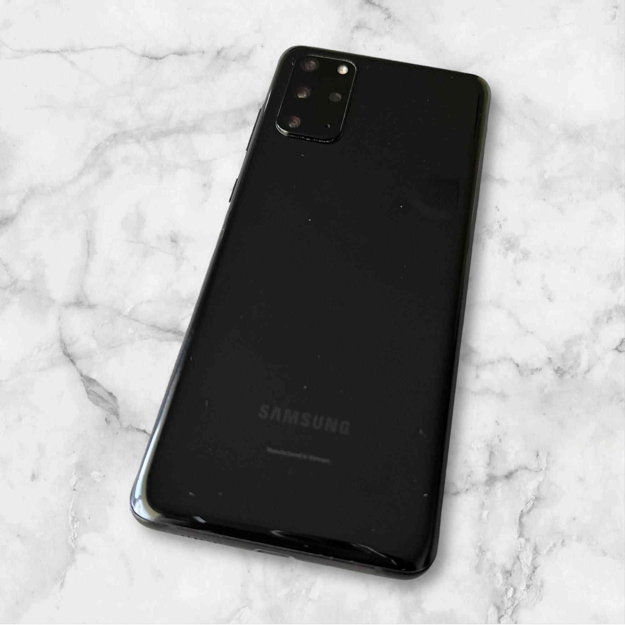 Samsung 
S20 plas  
128 gega 
Ram 12 
250 hazra qufla أربيل, العراق


**إذا كنت صاحب هذا الإعلان وتريد حذفه لأي سبب، رجاءا أرسل رسالة إلى الدعم الفني**