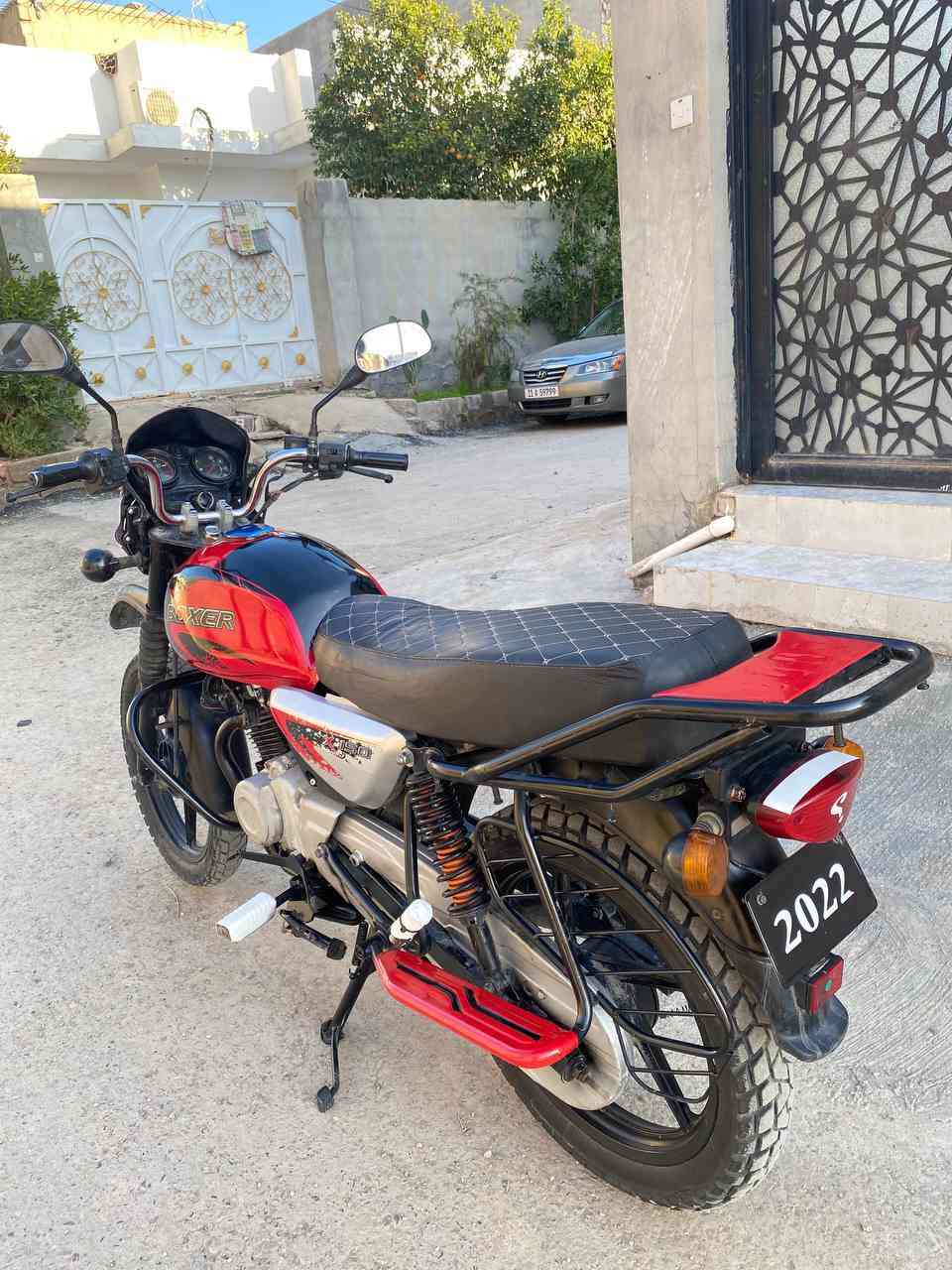 السلام عليكم                            ***********
بوكسر جبلي 22 كفاله عامه مكينه مكفوله من كلشي 
الدرجه ماشيه 9 الالف اوراق اصولي اي نقص مابيها 
مكان ديالئ الخالص الشراي يتصل
